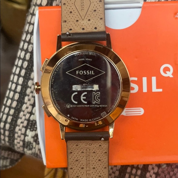 Fossil Q hybrid watch - Picture 2 of 5
